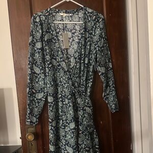 Boden Long Sleeve ruched sleeve mini wrap dress  Paisley Blue Green medium nwt